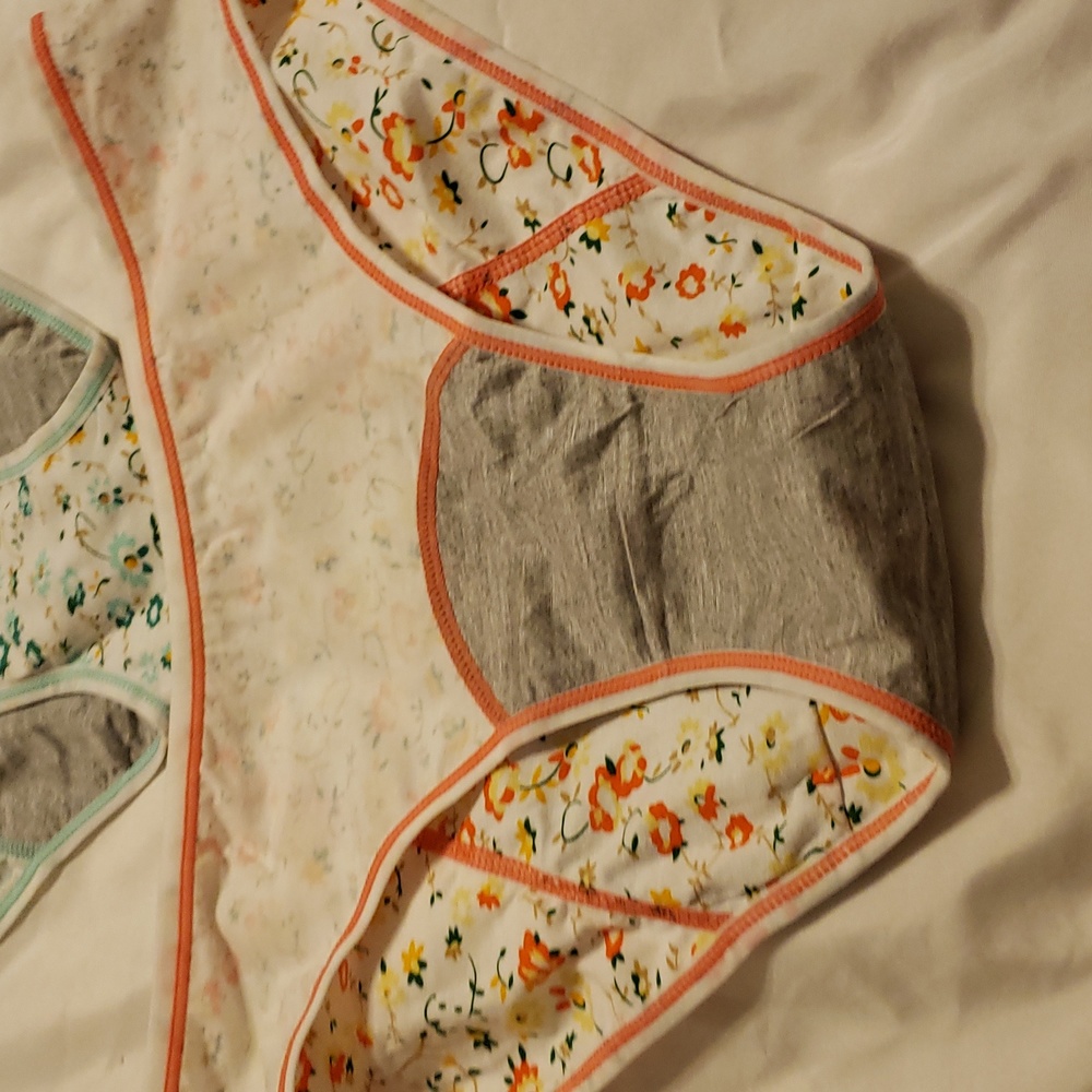 2 pair lg nwt light period underwear - Picture 2 of 4